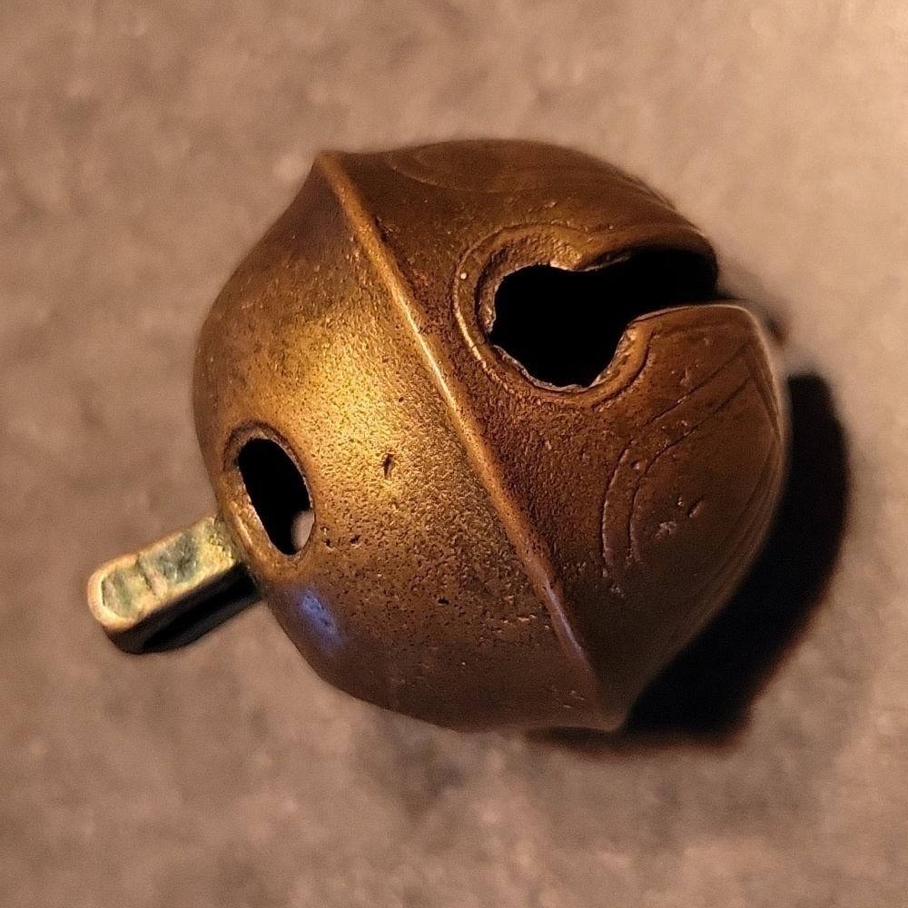 Vtg Etched Brass Reindeer Christmas Ornaments Sleighbell, #5 🦌